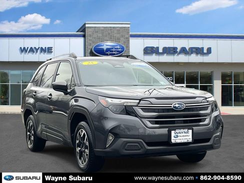 Certified 2025 Subaru Forester Premium image 1