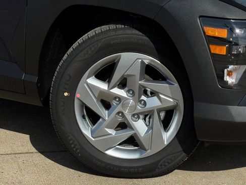 New 2026 Hyundai Kona SE image 25