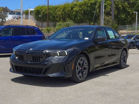 New 2027 BMW 530i w/ M Sport Package RWD image 2