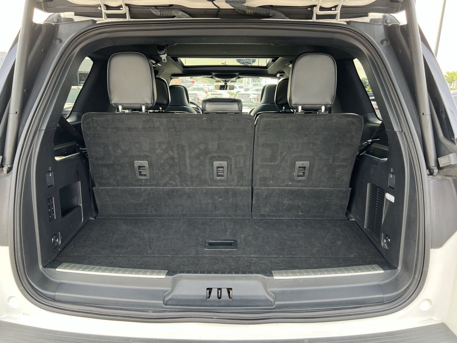 Used 2023 Lincoln Navigator Reserve AWD/4WD image 34