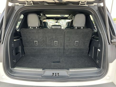 Used 2023 Lincoln Navigator Reserve AWD/4WD image 34