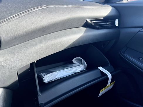 Used 2025 Nissan Sentra SV w/ Trunk Package image 21