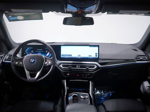 Used 2024 BMW i4 eDrive35 w/ Premium Package image 10