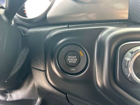 Used 2020 Jeep Wrangler Unlimited Sahara w/ Uconnect 4C Nav & Sound Group AWD/4WD image 25