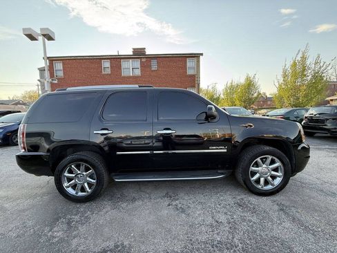 Used 2011 GMC Yukon Denali AWD/4WD image 6