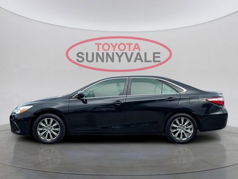 Used 2015 Toyota Camry XLE image 6
