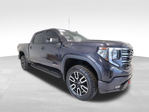 Used 2024 GMC Sierra 1500 AT4 w/ Technology Package AWD/4WD image 6