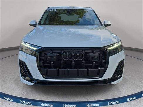 Certified 2025 Audi Q7 2.0T Premium Plus w/ Premium Plus Package AWD/4WD image 3