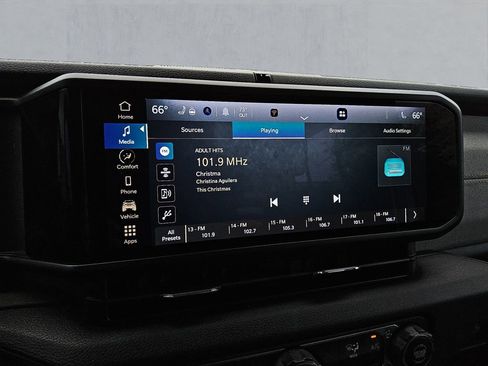 Certified 2024 Jeep Wrangler Sport S image 19