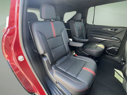 Certified 2024 Chevrolet Traverse RS w/ LPO, Floor Liner Package image 28