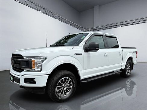 Used 2020 Ford F150 XLT w/ Equipment Group 302A Luxury AWD/4WD image 13