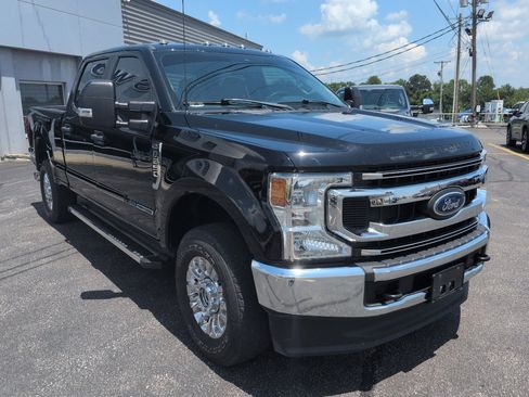 Used 2022 Ford F250 XL w/ STX Appearance Package AWD/4WD image 2