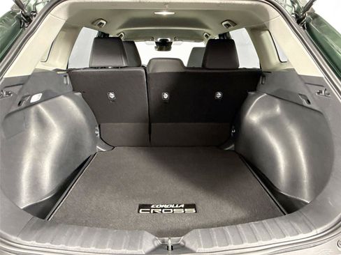 Certified 2024 Toyota Corolla Cross LE FWD image 36