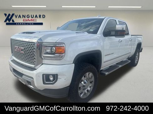 Used 2017 GMC Sierra 2500 Denali w/ Duramax Plus Package AWD/4WD image 1