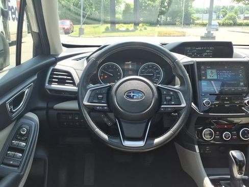 Used 2023 Subaru Forester Limited AWD/4WD image 19