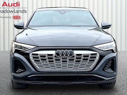 Used 2024 Audi Q8 e-tron Premium Plus w/ Premium Plus Package AWD/4WD image 2