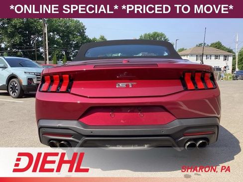 Used 2025 Ford Mustang GT Premium RWD image 7