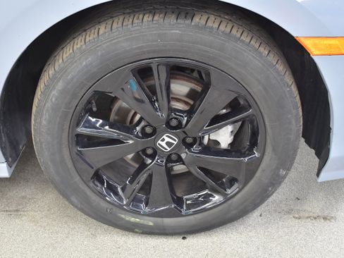 Used 2024 Honda Odyssey Sport image 37