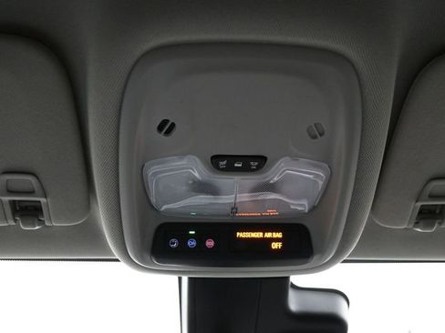 Used 2025 Buick Encore GX Preferred image 33