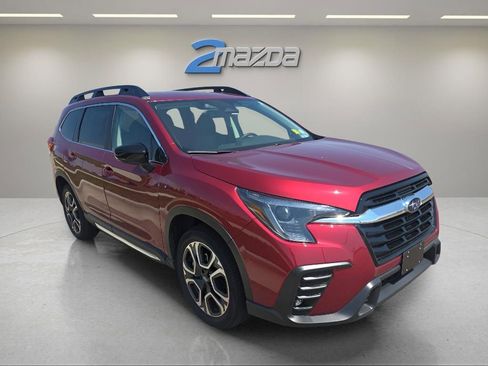 Used 2024 Subaru Ascent Limited image 7