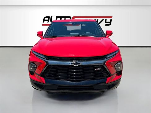 Used 2023 Chevrolet Blazer RS w/ Enhanced Convenience Package image 2
