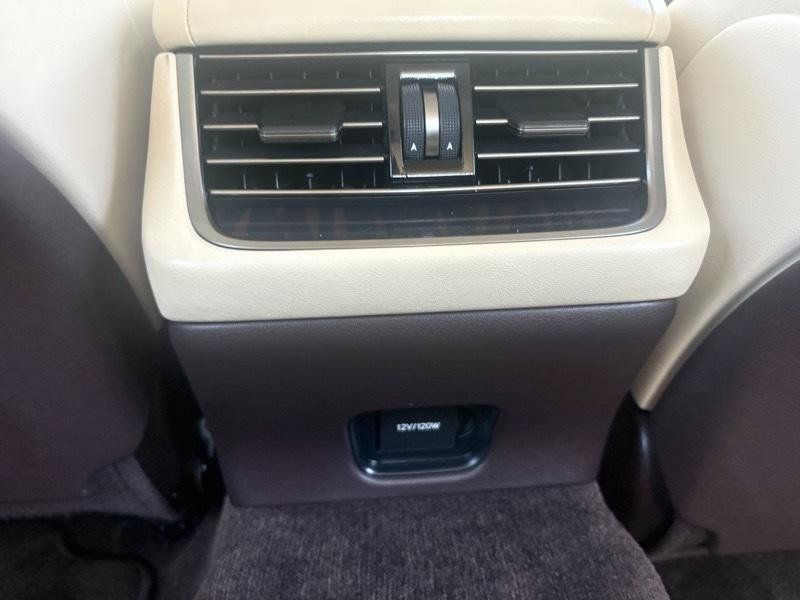Used 2018 Lexus LS 500 w/ Interior Upgrade Package RWD image 21