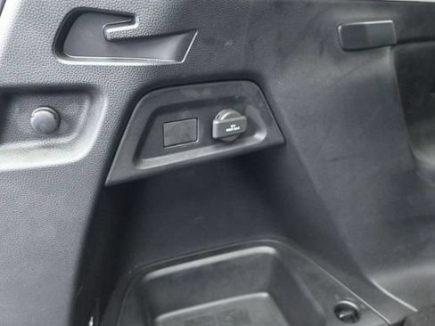 Used 2025 Honda Pilot EX-L image 16