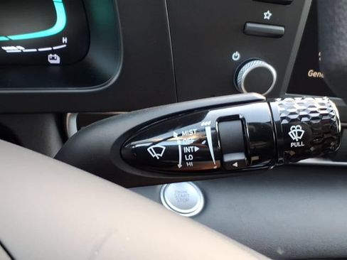 New 2026 Hyundai Elantra Hybrid FWD image 28