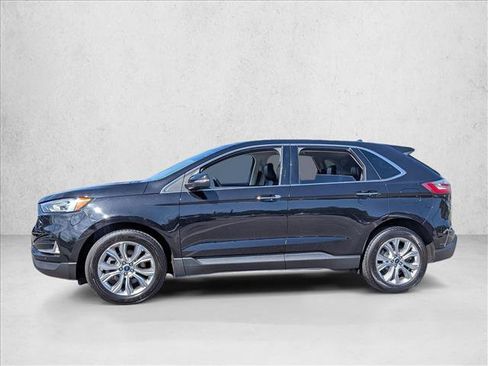 Used 2022 Ford Edge Titanium AWD/4WD image 4