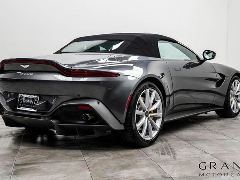 Used 2021 Aston Martin V8 Vantage Roadster RWD image 13