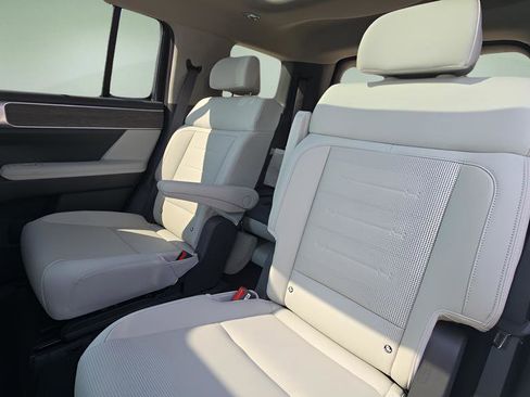 New 2026 Hyundai Santa Fe Limited AWD/4WD image 4