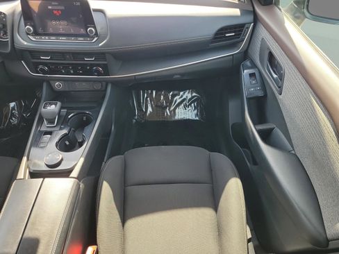 Certified 2023 Nissan Rogue S image 13