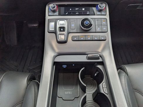 Used 2024 Hyundai Palisade Calligraphy image 23