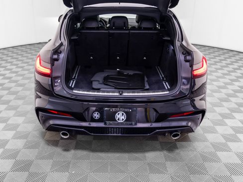 Used 2019 BMW X4 xDrive30i w/ M Sport Package 2 AWD/4WD image 32