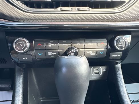 Used 2022 Jeep Compass Latitude w/ Convenience Group AWD/4WD image 26