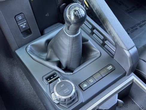 Used 2024 Toyota Tacoma TRD Sport w/ TRD Sport Premium Package AWD/4WD image 29