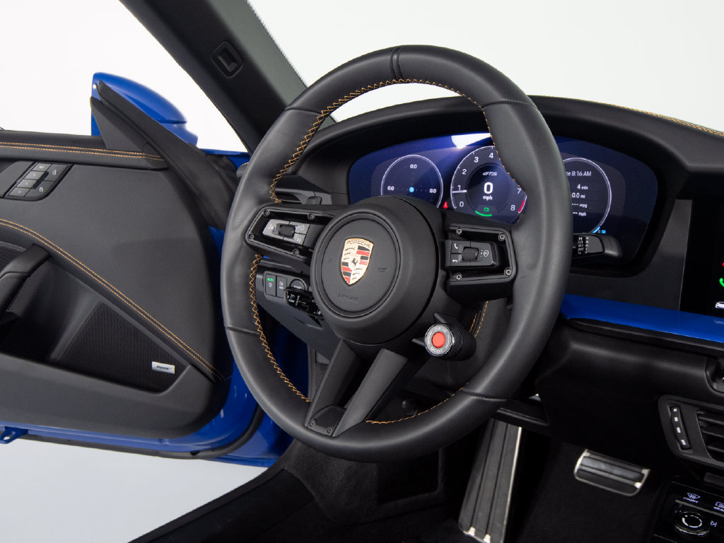Certified 2025 Porsche 911 Carrera 4 GTS AWD/4WD image 37