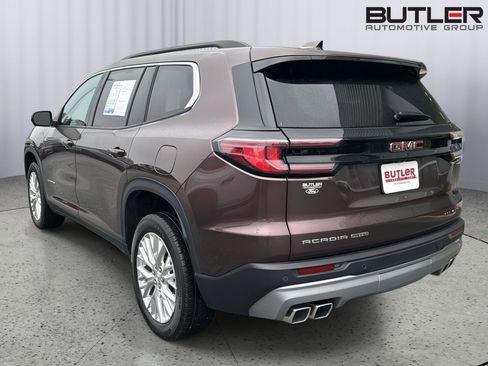Used 2024 GMC Acadia Elevation image 3