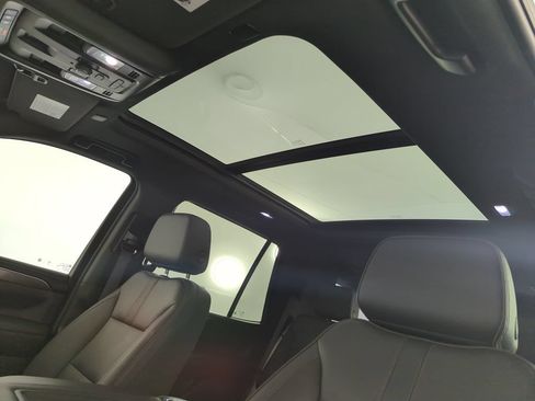 Used 2023 Chevrolet Tahoe RST w/ Luxury Package RWD image 27
