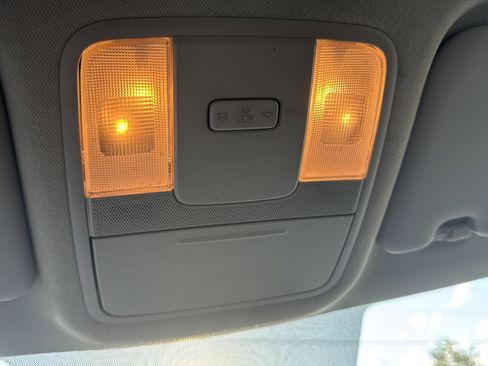 Used 2022 Kia Soul LX image 22