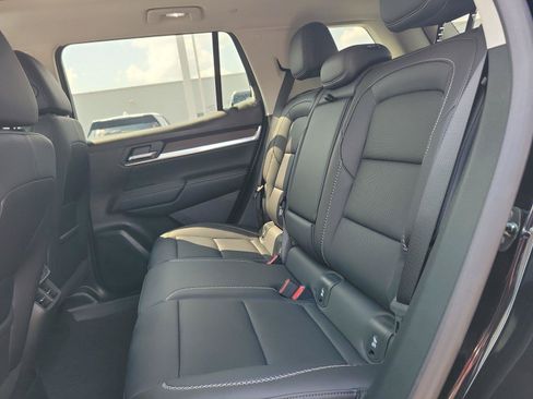 New 2027 GMC Terrain Denali w/ LPO, Black Badging Package AWD/4WD image 9
