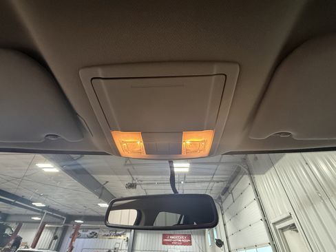 Used 2013 Ford Edge SEL image 26