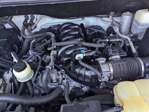 Used 2017 Nissan NV 3500 SL image 20