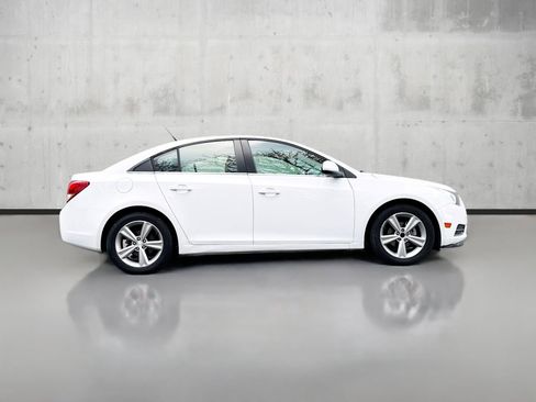 Used 2013 Chevrolet Cruze LT image 8