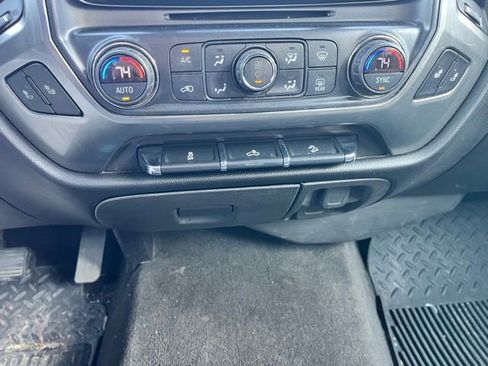 Used 2018 Chevrolet Silverado 1500 LT w/ All Star Edition image 20