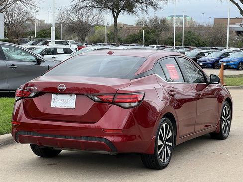 Used 2025 Nissan Sentra SV w/ SV Premium Package image 4