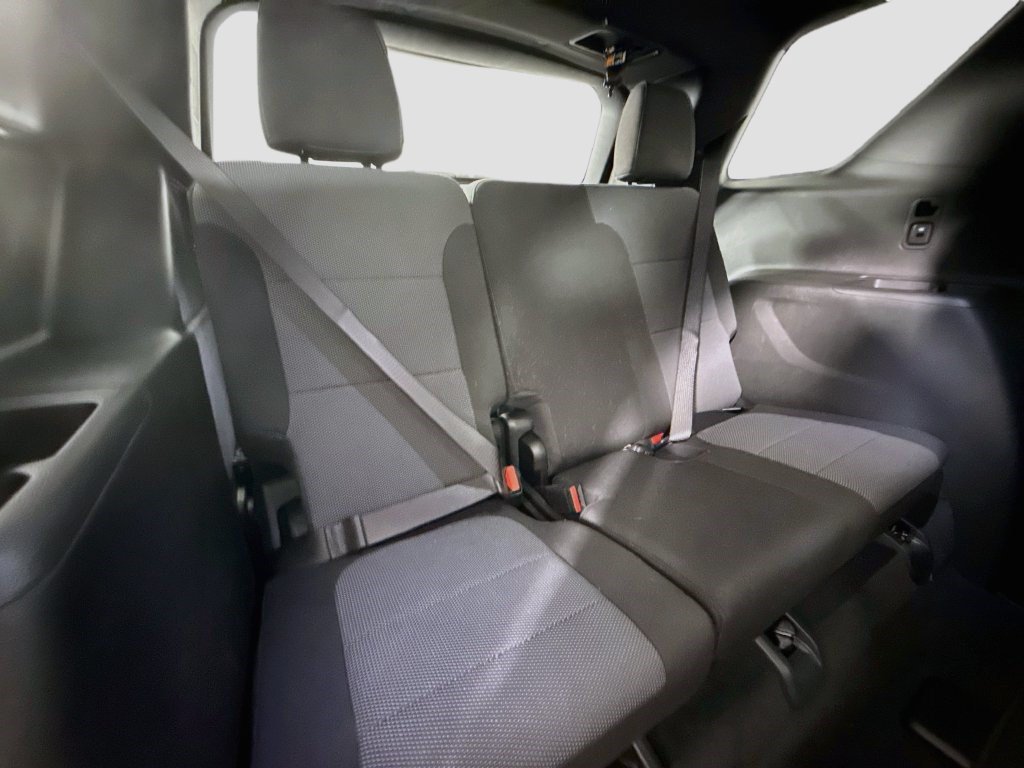 Used 2022 Chevrolet Traverse LT AWD/4WD image 40