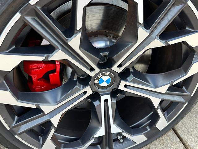 Used 2025 BMW 330i xDrive Sedan w/ M Sport Package AWD/4WD image 33