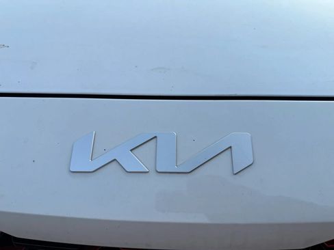 Used 2024 Kia Forte GT-Line w/ GT-Line Premium Package FWD image 32