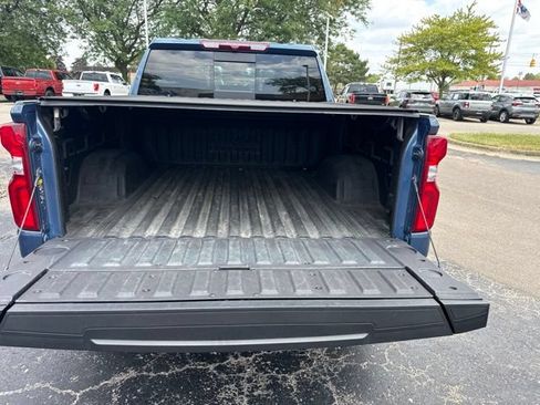 Used 2024 Chevrolet Silverado 1500 High Country w/ Z71 Off-Road Package AWD/4WD image 7